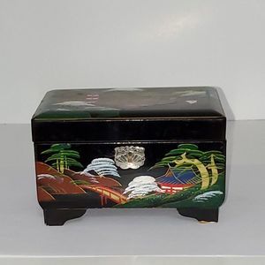 Far East Oriental Musical Jewelry Box Hand Painted Laquered Wood Vintage As-Is